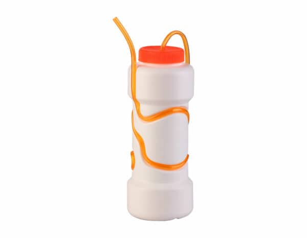 A bottle of water & juices for children.
Attractive design shape for children equipped with a flexible straw.
Keeps water fresh and preserves its flavours.
Plastic Bottle Made of high quality BPA free material.