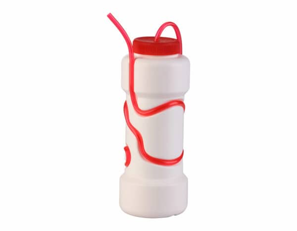 A bottle of water & juices for children.
Attractive design shape for children equipped with a flexible straw.
Keeps water fresh and preserves its flavours.
Plastic Bottle Made of high quality BPA free material.